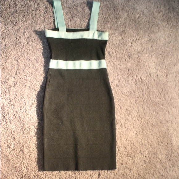 Dress - Picture 3 of 5